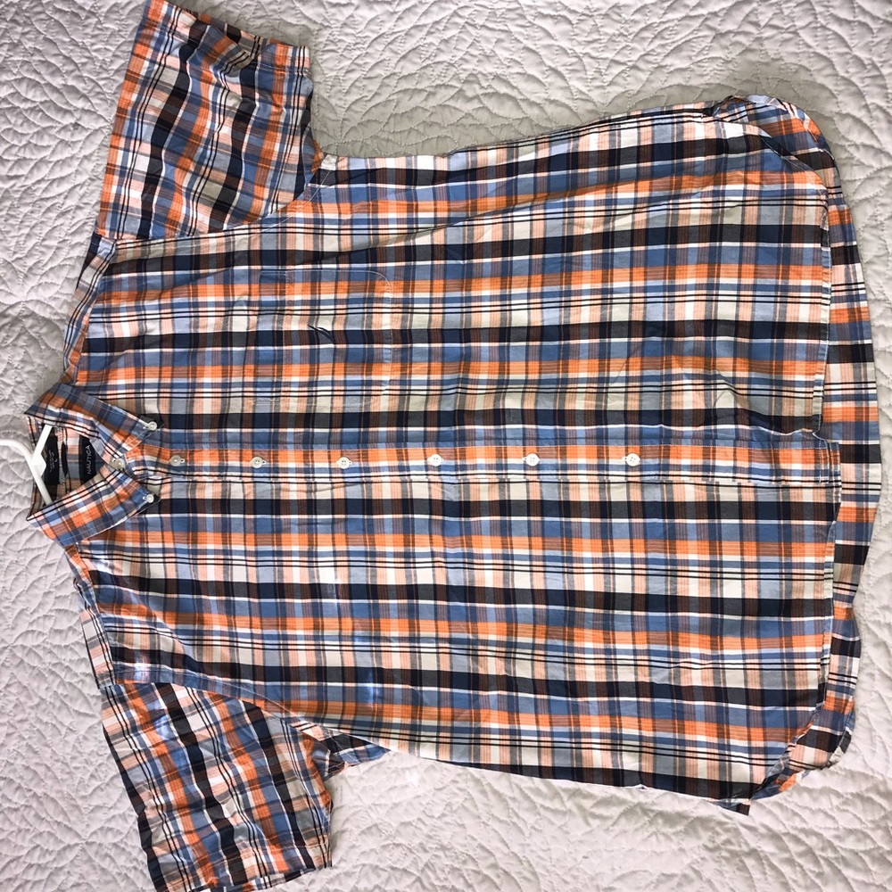 DONATED - Nautica Casual Plaid Button Down